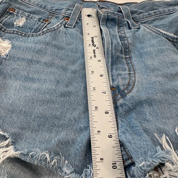 Levi's 501 Original Fit Mid-Rise Distressed Cut-Off Shorts Sz 27 Whiskers Fade - Picture 3 of 9
